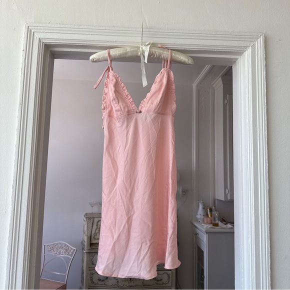 Dippin' Daisy's Soft Pink Mini Dress - Picture 1 of 2